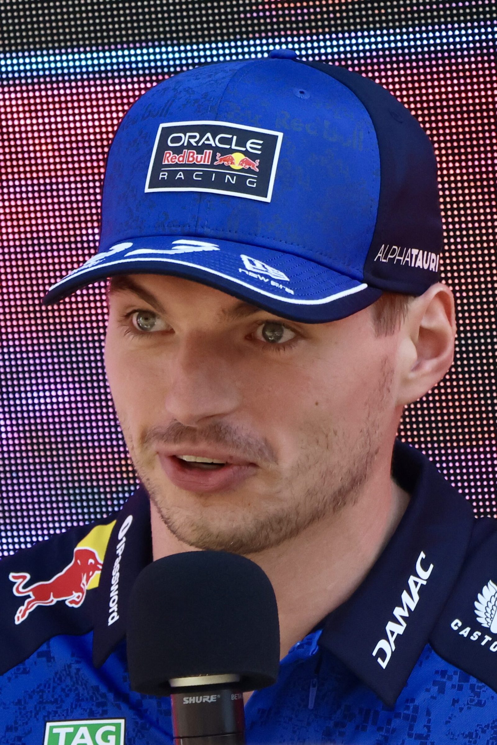 Max Verstappen bij een Red Bull-evenement